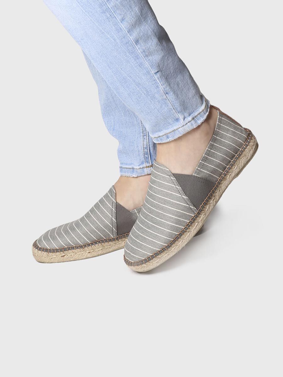 حذاء اسبادريل رجالي رمادي مخطط داجو اس ار| توني بونس