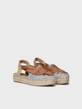 حذاء إسبادريل نسائي مسطح بأشرطة متقاطعة