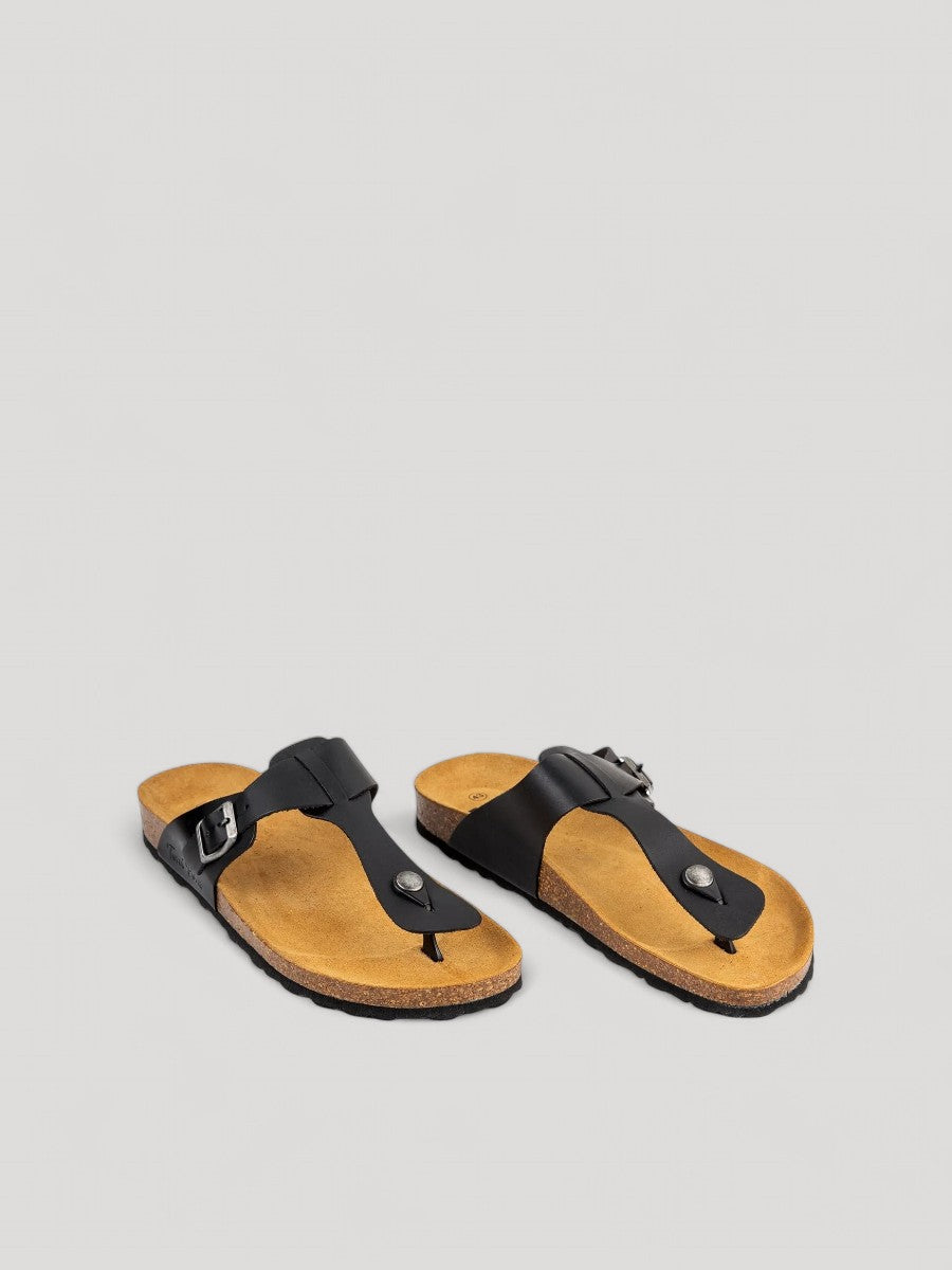 صندل رجالي جلد اسود جيل في كيو